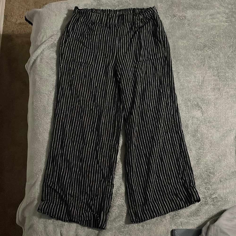 Women’s work stripped linen type semi dress pants.